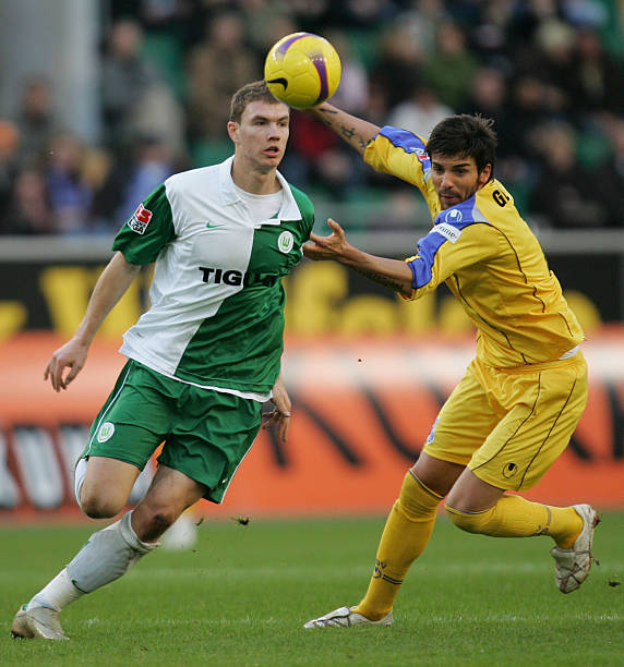 出调整以重 出调整以重