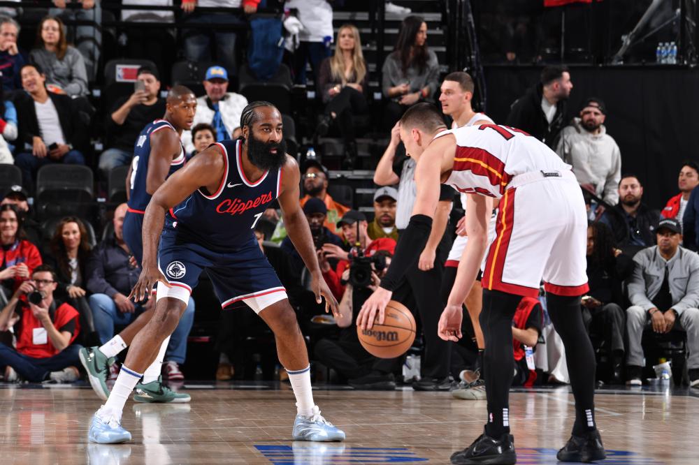 首次自由落 首次自由落