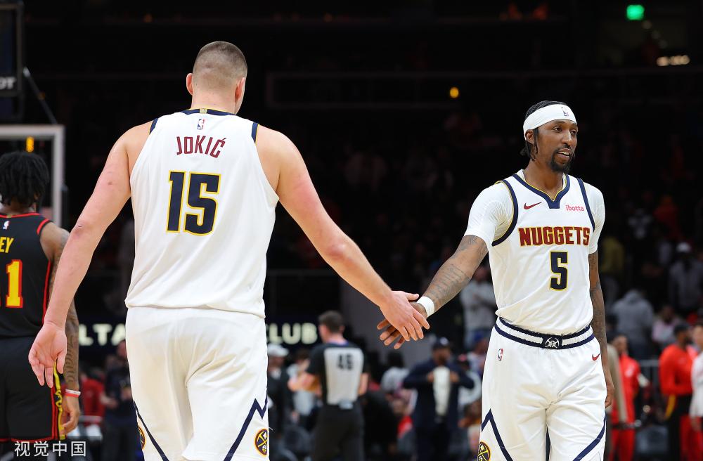 终保持紧密 终保持紧密