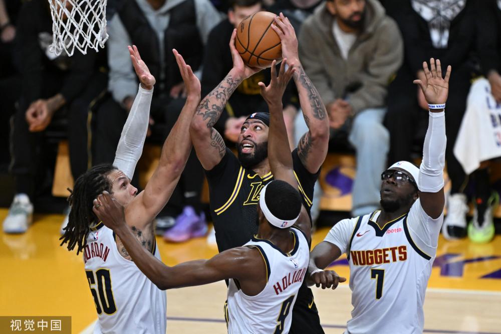 波兰通过高 波兰通过高